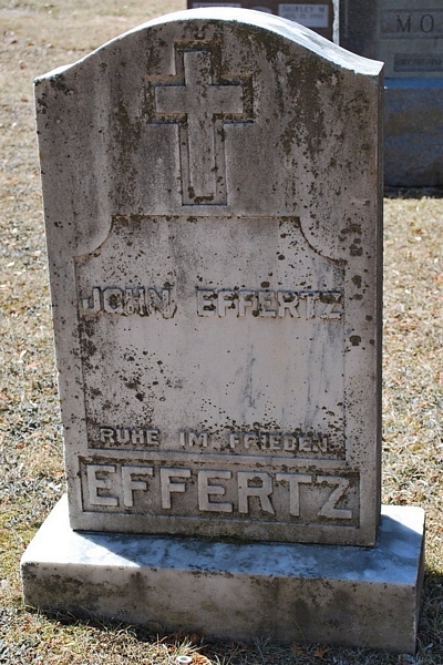 John William Effertz Gravestone - source: Brandee Lada on Find a Grave