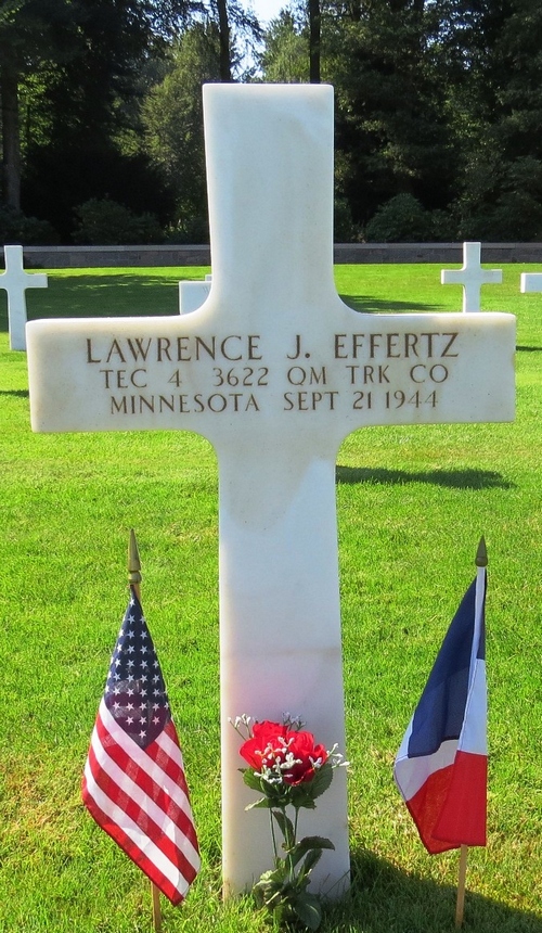 Lawrence John Effertz Gravestone
