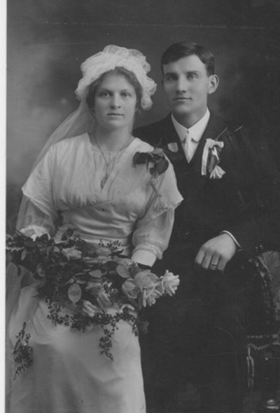 Maria Magdalena Effertz and August Nicholas Heinisch Wedding Photo - source: Franklin Overby